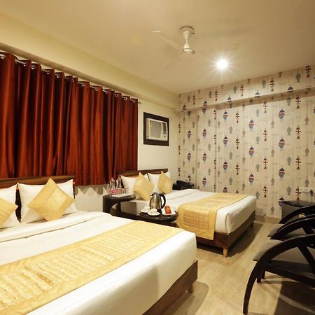 Hotel Airport Star New Delhi Buitenkant foto